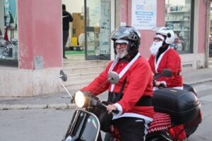 Natale In vespa CSR Pozzallo65