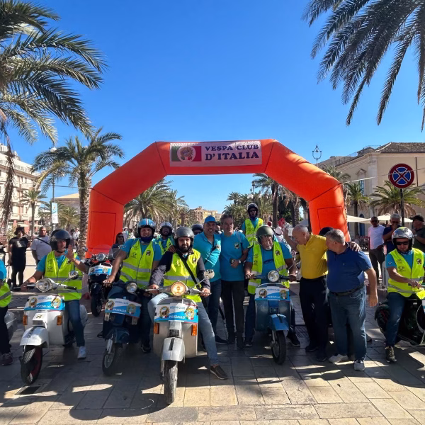 1° raduno vespa Club Pozzallo (190)